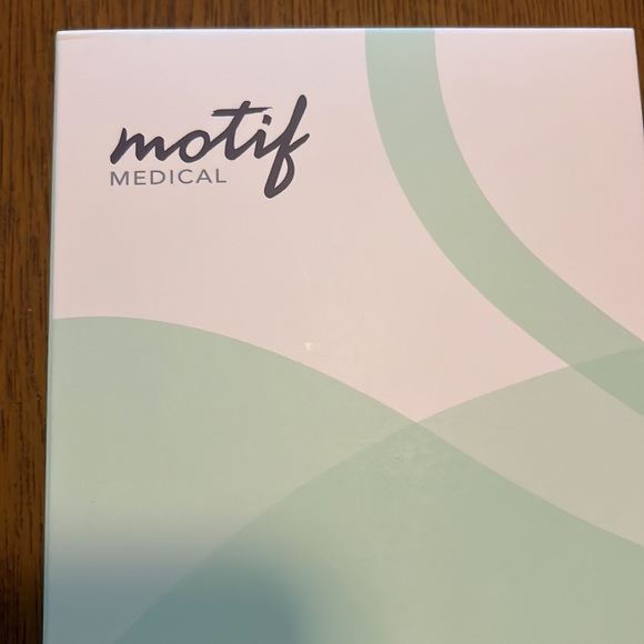 Motif c section post-partum dressing for wound. - Picture 2 of 8